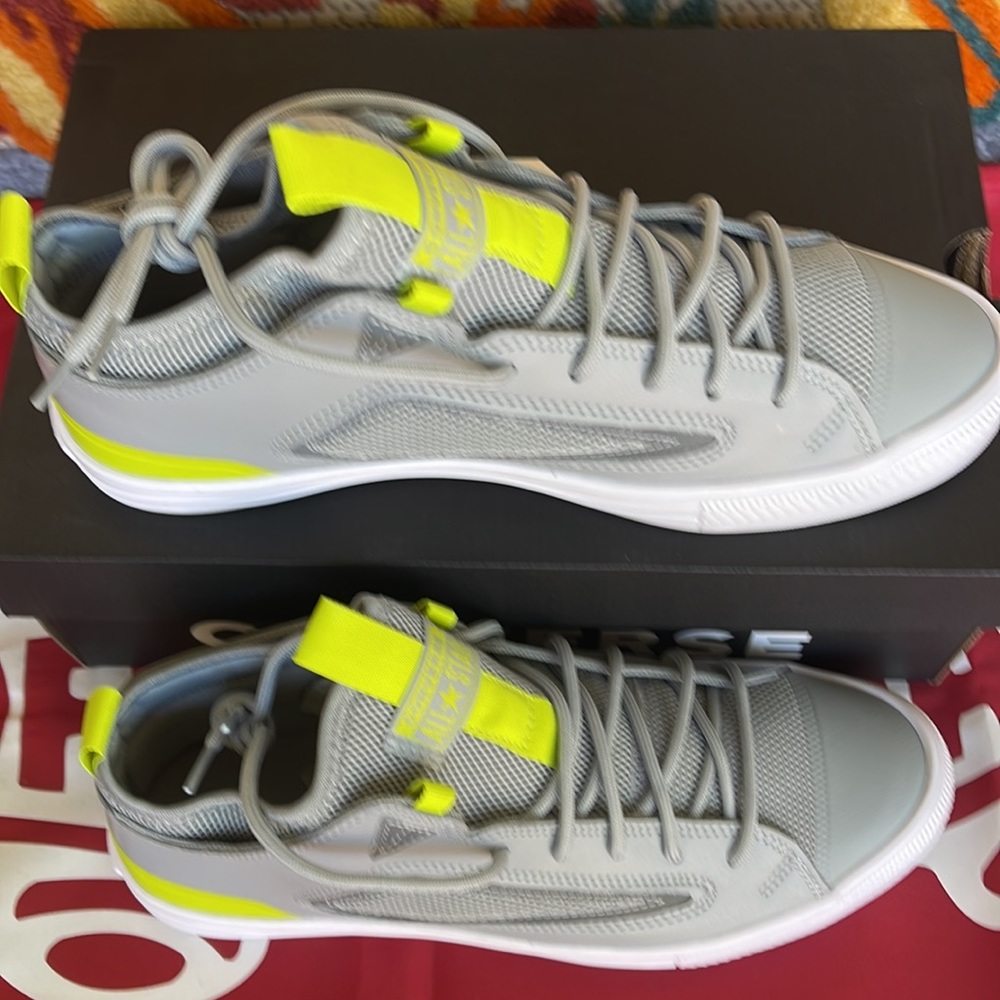 Converse 172153C
CTAS ULTRA OX
ASH STONE/LIME TWIST/SILVER
Men’s sneakers - Picture 3 of 16